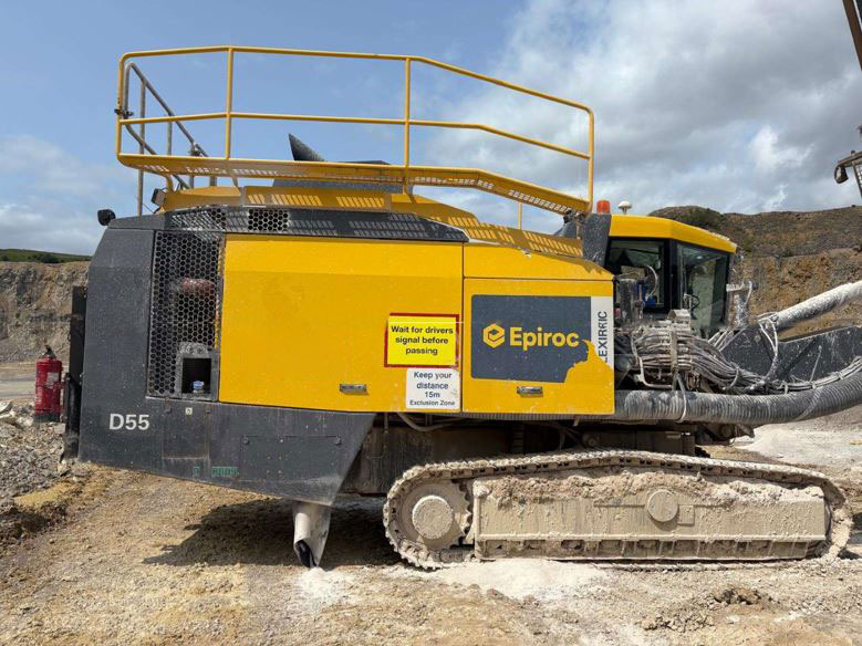 Atlas Copco (Epiroc) FlexiROC D55-10SF - Urbšanas mašīna: foto 3 Atlas Copco (Epiroc) FlexiROC D55-10SF - Urbšanas mašīna: foto 3