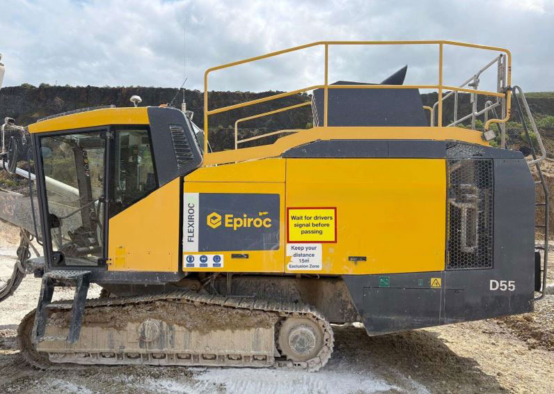 Atlas Copco (Epiroc) FlexiROC D55-10SF - Urbšanas mašīna: foto 2 Atlas Copco (Epiroc) FlexiROC D55-10SF - Urbšanas mašīna: foto 2