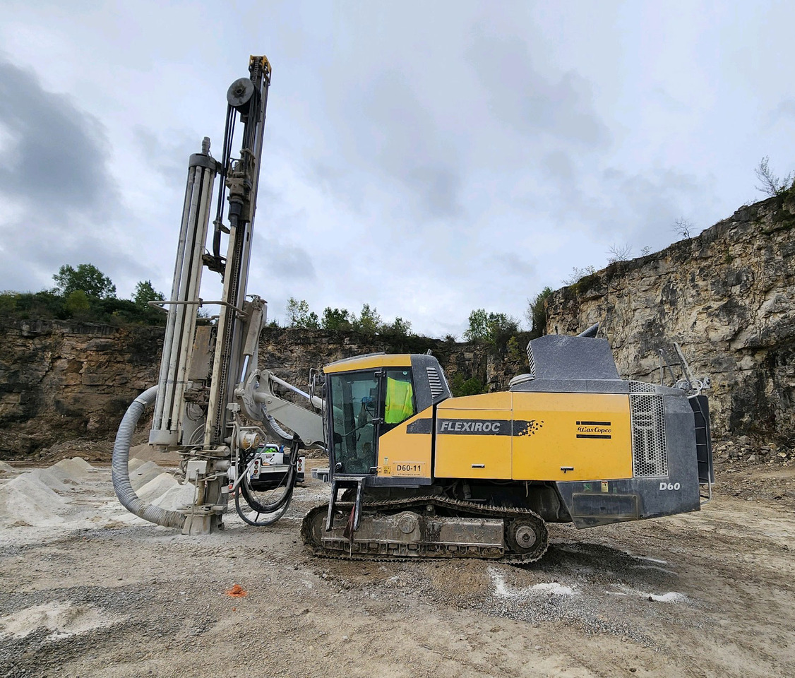 Atlas Copco FlexiROC D60 - Urbšanas mašīna: foto 2 Atlas Copco FlexiROC D60 - Urbšanas mašīna: foto 2