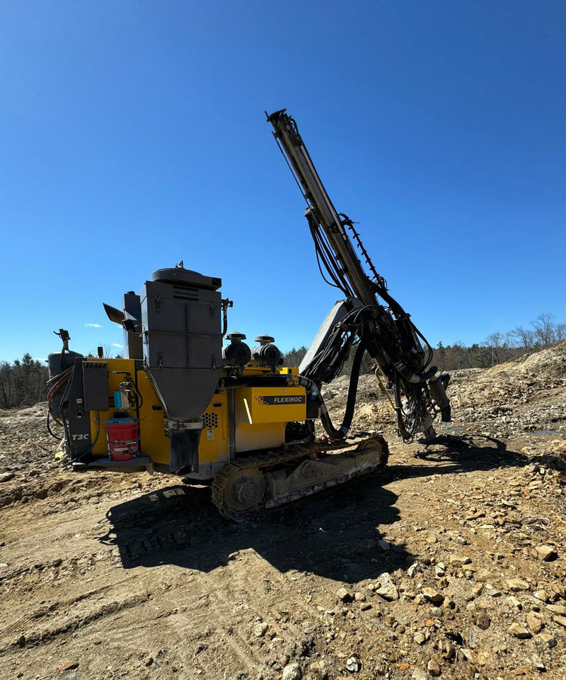 Atlas Copco FlexiROC T30R - Urbšanas mašīna: foto 3 Atlas Copco FlexiROC T30R - Urbšanas mašīna: foto 3