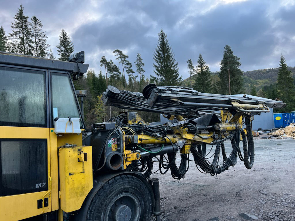 Atlas Copco M2C - Horizontālās urbšanas mašīna: foto 5 Atlas Copco M2C - Horizontālās urbšanas mašīna: foto 5