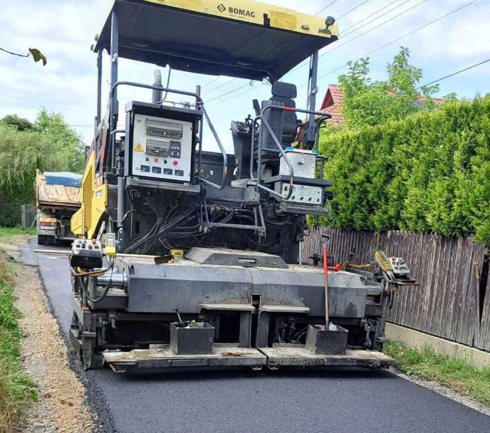 Bomag BF 800 P - Asfalta klājējs: foto 4 Bomag BF 800 P - Asfalta klājējs: foto 4