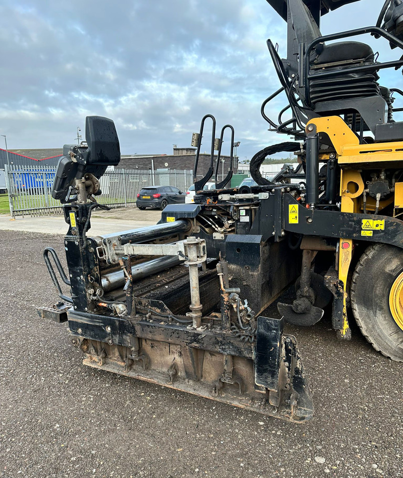 Asfalta klājējs Caterpillar AP500F: foto 8
