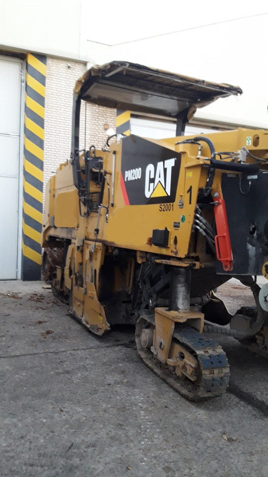 Caterpillar PM 200 - Asfalta frēze: foto 3 Caterpillar PM 200 - Asfalta frēze: foto 3