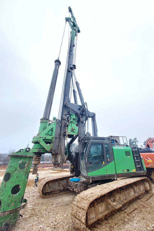 Delmag RH 18/200 - Pāļu dzinējs: foto 2 Delmag RH 18/200 - Pāļu dzinējs: foto 2