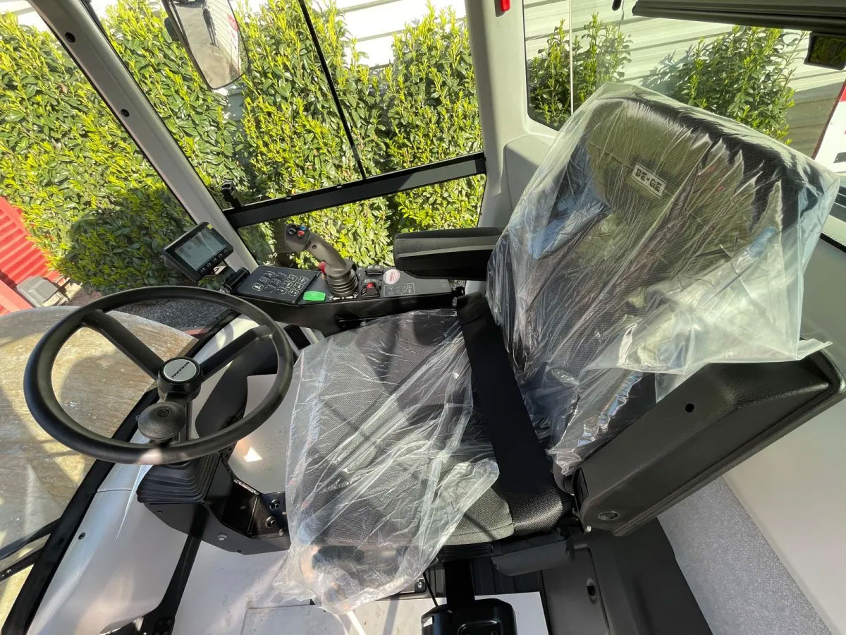 Dynapac CA4000D - Veltnis: foto 5 Dynapac CA4000D - Veltnis: foto 5