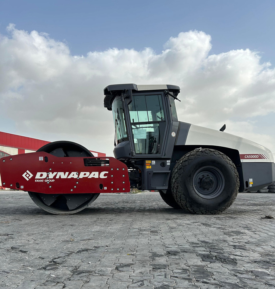 Dynapac CA5000D - Vibrorullis: foto 1 Dynapac CA5000D - Vibrorullis: foto 1