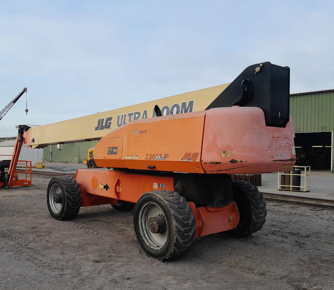JLG 1200SJP - Teleskopiskais riteņu iekrāvējs: foto 4 JLG 1200SJP - Teleskopiskais riteņu iekrāvējs: foto 4