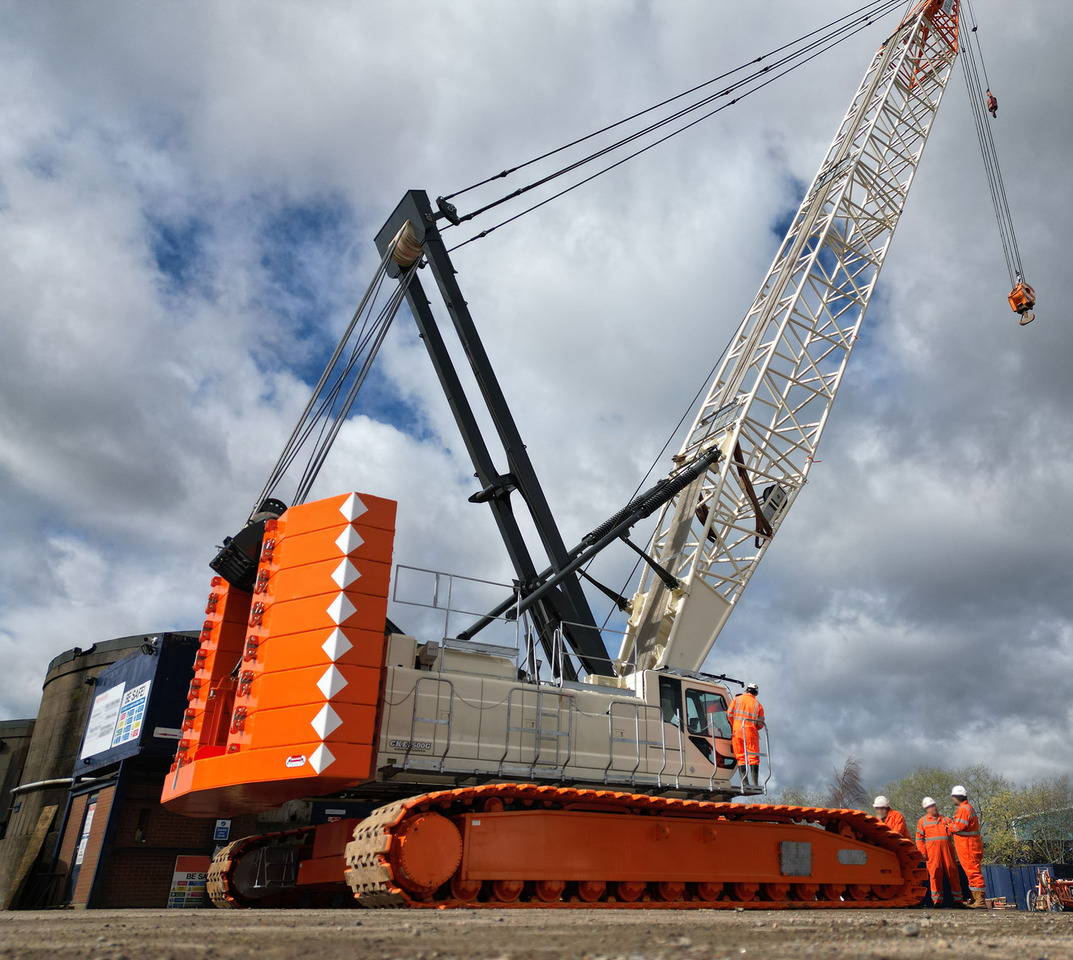 Kobelco CKE2500G - Kāpurķēžu celtnis: foto 3 Kobelco CKE2500G - Kāpurķēžu celtnis: foto 3