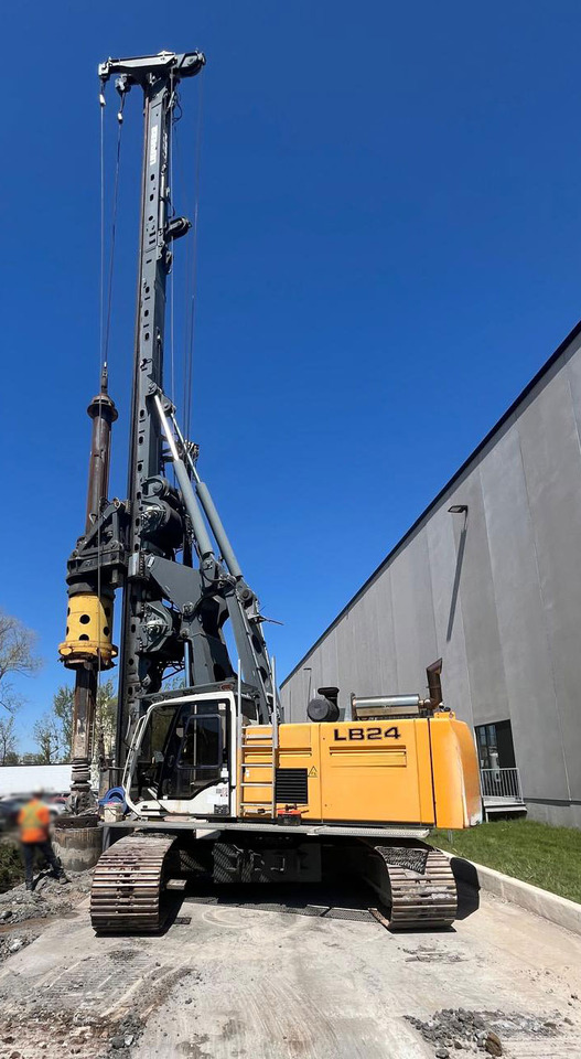 Liebherr LB-24 - Pāļu dzinējs: foto 3 Liebherr LB-24 - Pāļu dzinējs: foto 3