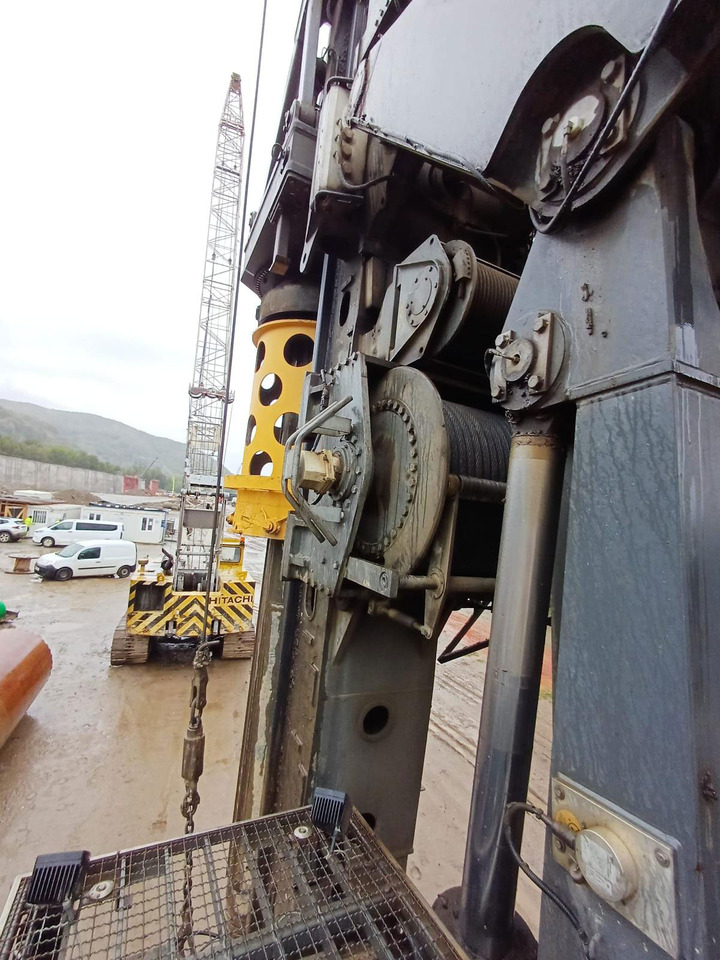 Liebherr LB36 - Pāļu dzinējs: foto 4 Liebherr LB36 - Pāļu dzinējs: foto 4