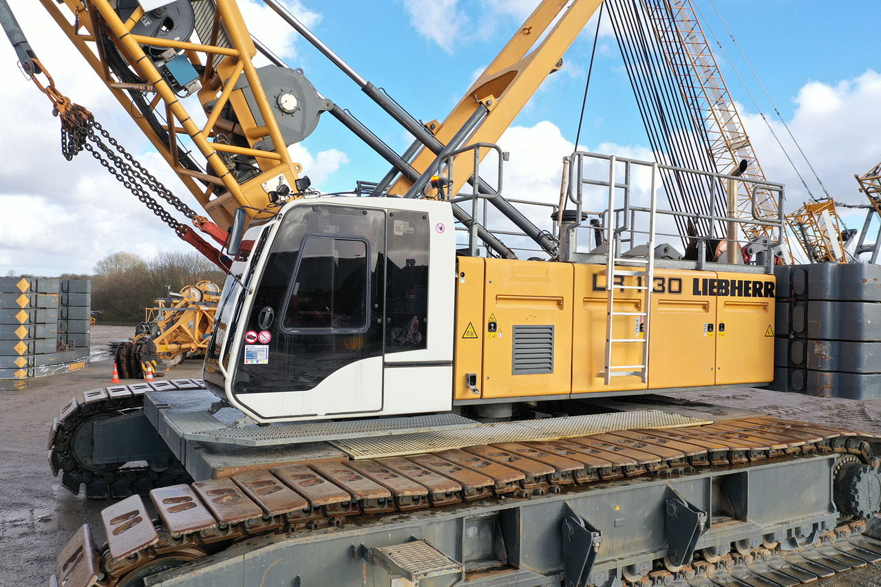 Liebherr LR 1130 - Kāpurķēžu celtnis: foto 2 Liebherr LR 1130 - Kāpurķēžu celtnis: foto 2