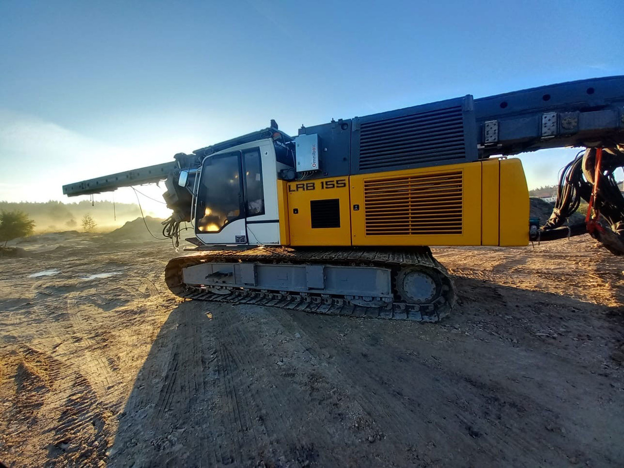 Liebherr LRB 155 - Pāļu dzinējs: foto 3 Liebherr LRB 155 - Pāļu dzinējs: foto 3
