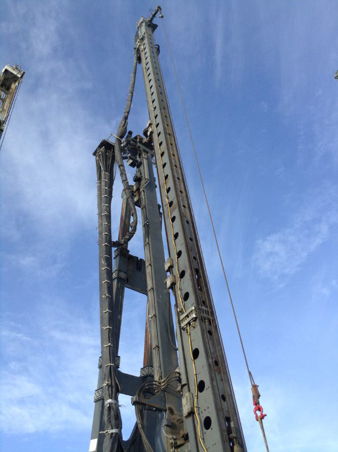 Liebherr LRB 255 - Pāļu dzinējs: foto 5 Liebherr LRB 255 - Pāļu dzinējs: foto 5