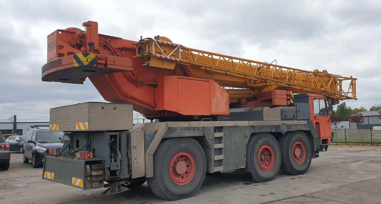 Liebherr LTM 1050-1 - Autoceltnis: foto 4 Liebherr LTM 1050-1 - Autoceltnis: foto 4