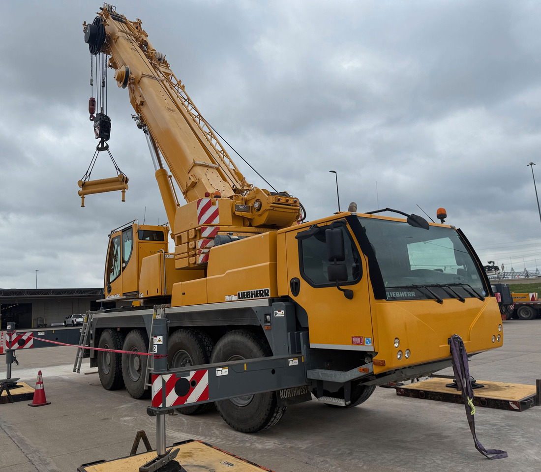 Liebherr LTM 1070-4.2 - Autoceltnis: foto 2 Liebherr LTM 1070-4.2 - Autoceltnis: foto 2