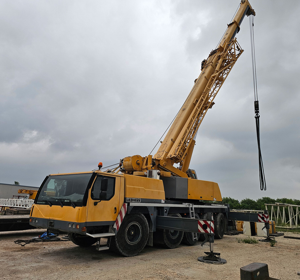 Liebherr LTM 1100-5.2 - Autoceltnis: foto 2 Liebherr LTM 1100-5.2 - Autoceltnis: foto 2