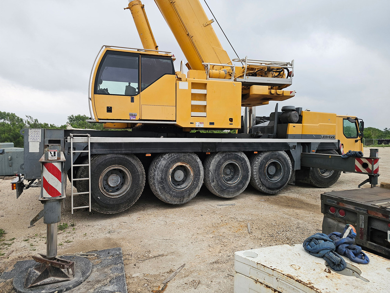 Liebherr LTM 1100-5.2 - Autoceltnis: foto 3 Liebherr LTM 1100-5.2 - Autoceltnis: foto 3