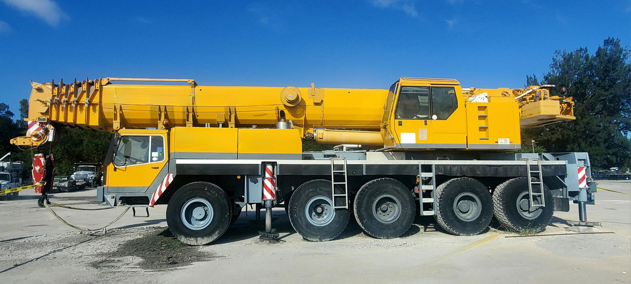 Liebherr LTM 1120-1 - Autoceltnis: foto 1 Liebherr LTM 1120-1 - Autoceltnis: foto 1