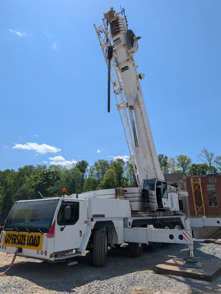 Liebherr LTM 1220-5.1 - Autoceltnis: foto 3 Liebherr LTM 1220-5.1 - Autoceltnis: foto 3