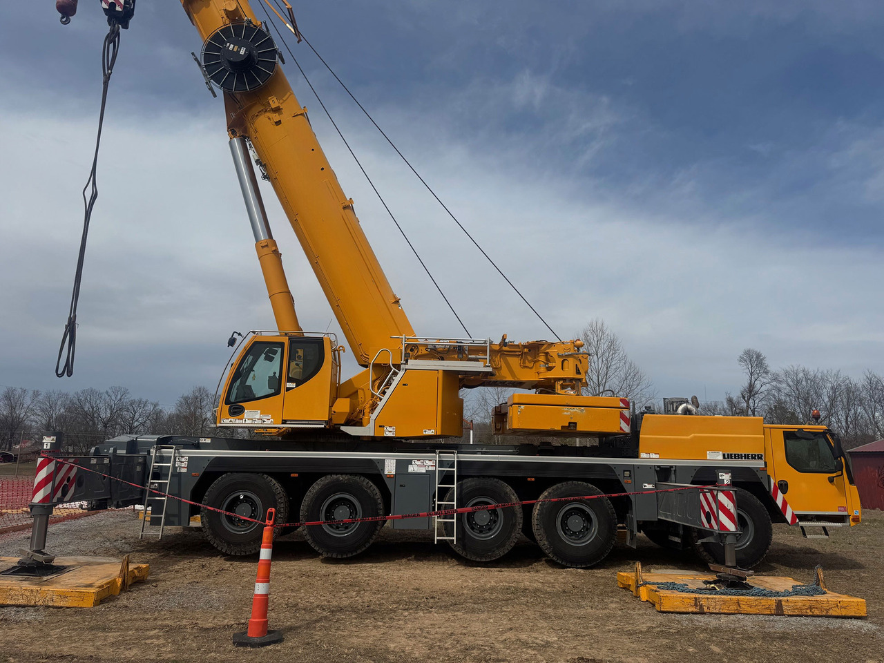 Liebherr LTM 1230-5.1 - Autoceltnis: foto 3 Liebherr LTM 1230-5.1 - Autoceltnis: foto 3