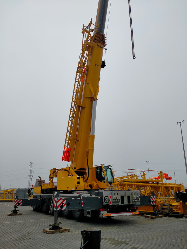 Liebherr LTM 1230-5.1 - Autoceltnis: foto 3 Liebherr LTM 1230-5.1 - Autoceltnis: foto 3