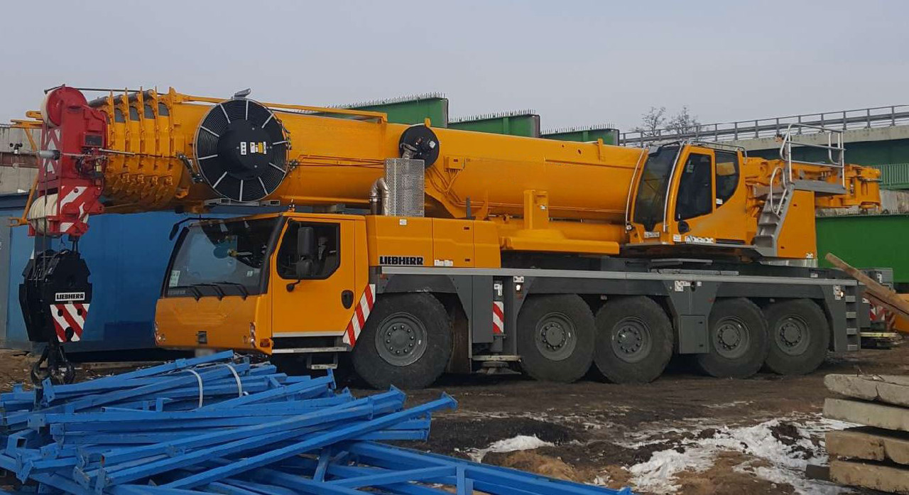 Liebherr LTM 1250-5.1 - Autoceltnis: foto 1 Liebherr LTM 1250-5.1 - Autoceltnis: foto 1