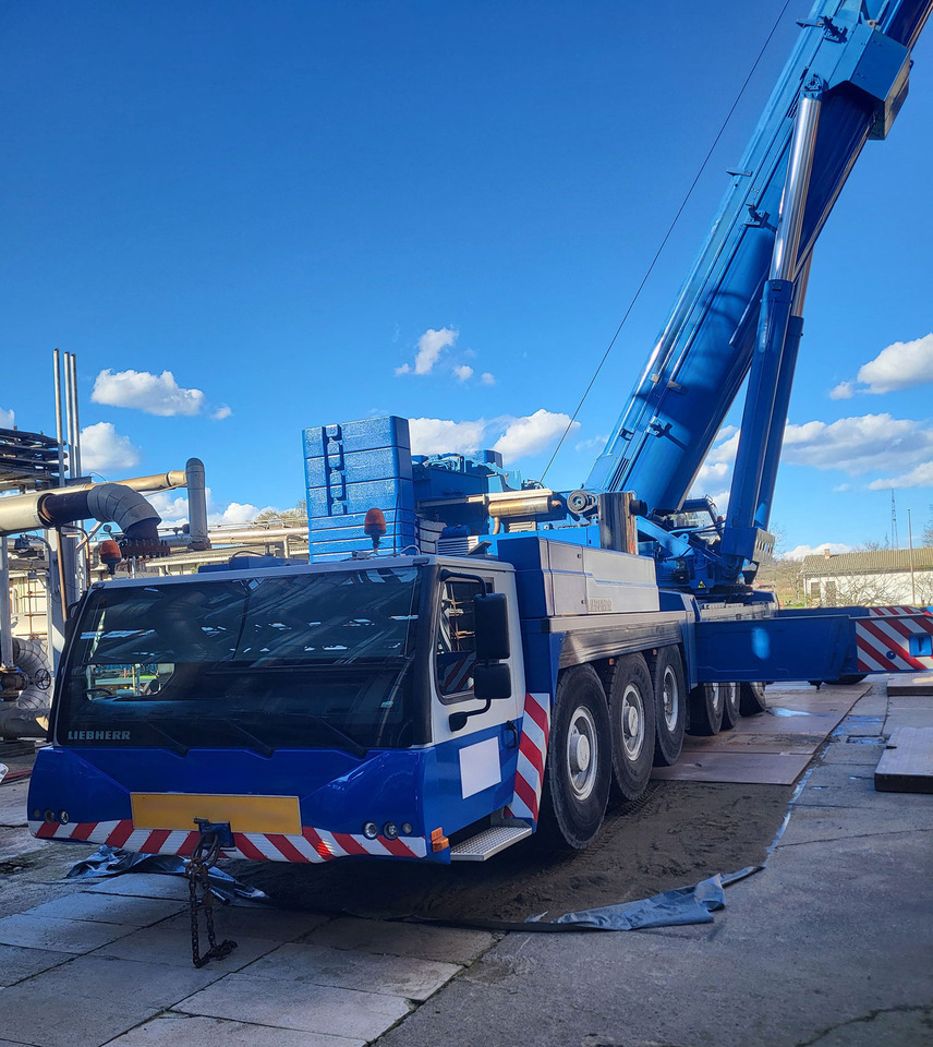Liebherr LTM 1500-8.1 - Autoceltnis: foto 1 Liebherr LTM 1500-8.1 - Autoceltnis: foto 1