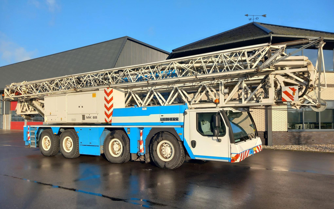 Liebherr MK 88 - Autoceltnis: foto 2 Liebherr MK 88 - Autoceltnis: foto 2