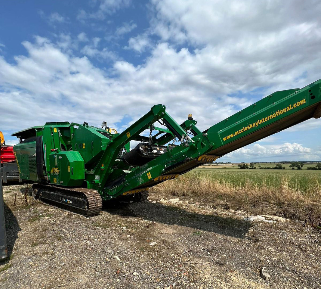 McCloskey J35 - Žokļu drupinātājs: foto 2 McCloskey J35 - Žokļu drupinātājs: foto 2