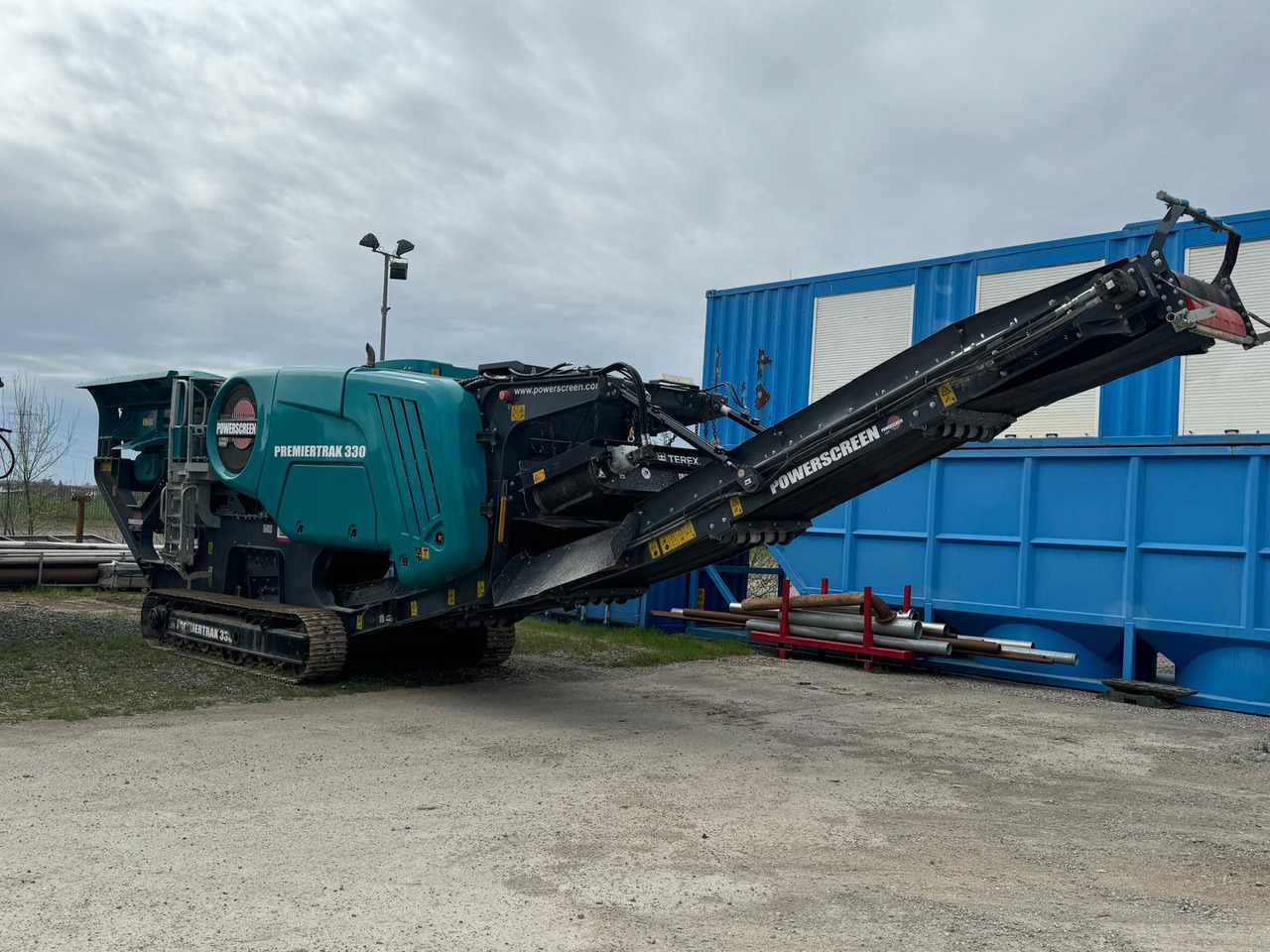 Powerscreen Premiertrak 330 - Žokļu drupinātājs: foto 1 Powerscreen Premiertrak 330 - Žokļu drupinātājs: foto 1