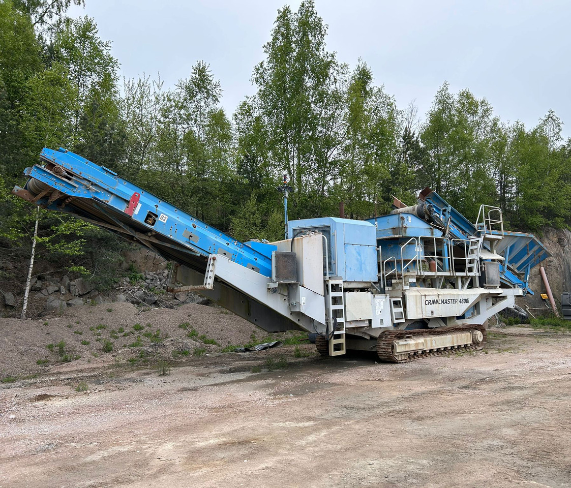 Sandvik Crawlmaster 4800i - Konusveida drupinātājs: foto 2 Sandvik Crawlmaster 4800i - Konusveida drupinātājs: foto 2