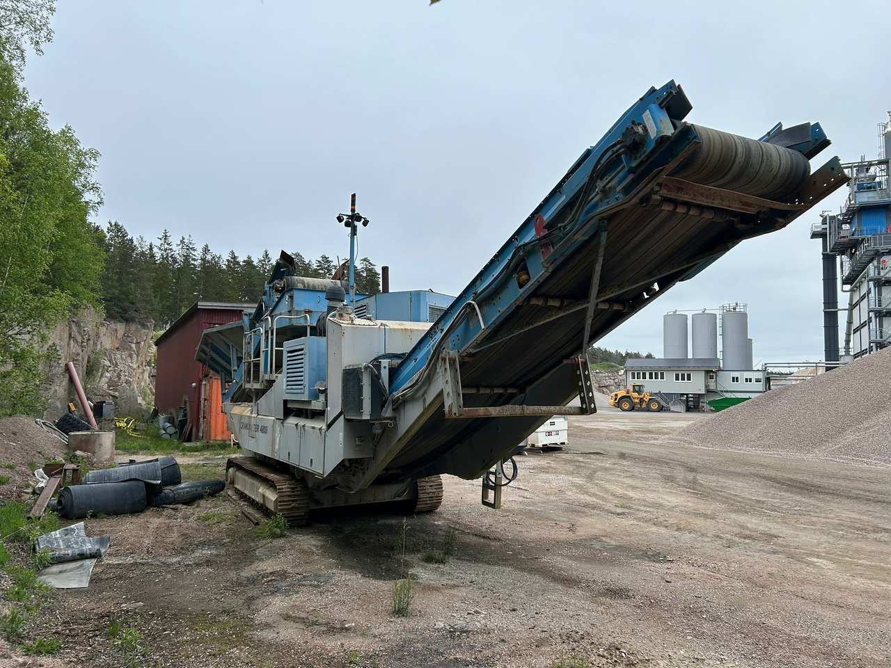 Sandvik Crawlmaster 4800i - Konusveida drupinātājs: foto 4 Sandvik Crawlmaster 4800i - Konusveida drupinātājs: foto 4