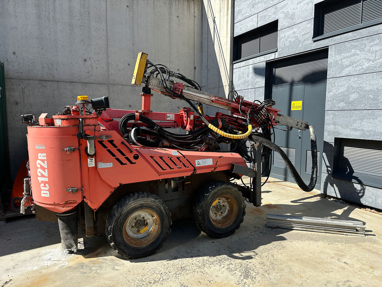 Sandvik DC122R - Urbšanas mašīna: foto 1 Sandvik DC122R - Urbšanas mašīna: foto 1