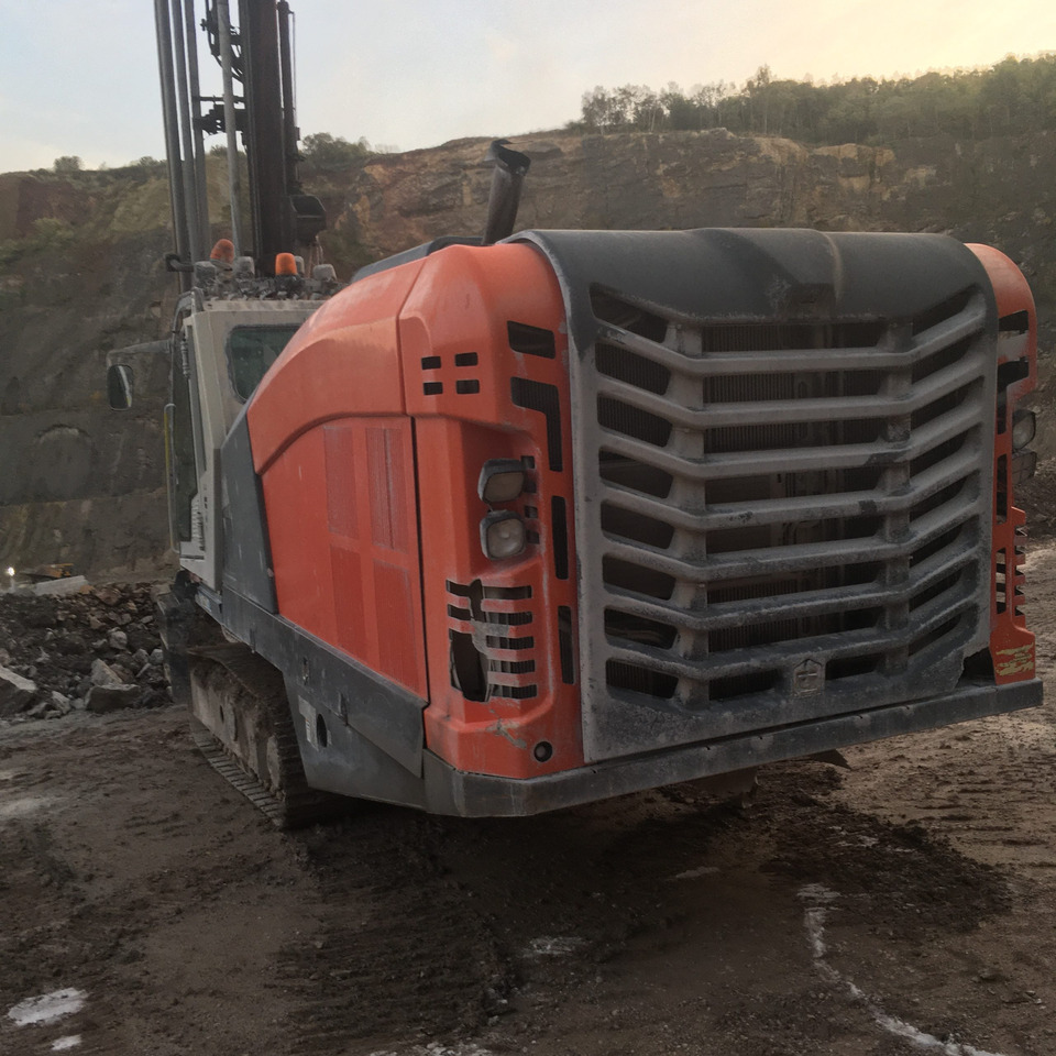 Sandvik DI550 - Urbšanas mašīna: foto 5 Sandvik DI550 - Urbšanas mašīna: foto 5