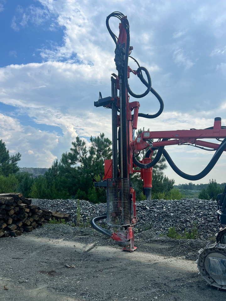 Sandvik DX700 - Urbšanas mašīna: foto 4 Sandvik DX700 - Urbšanas mašīna: foto 4