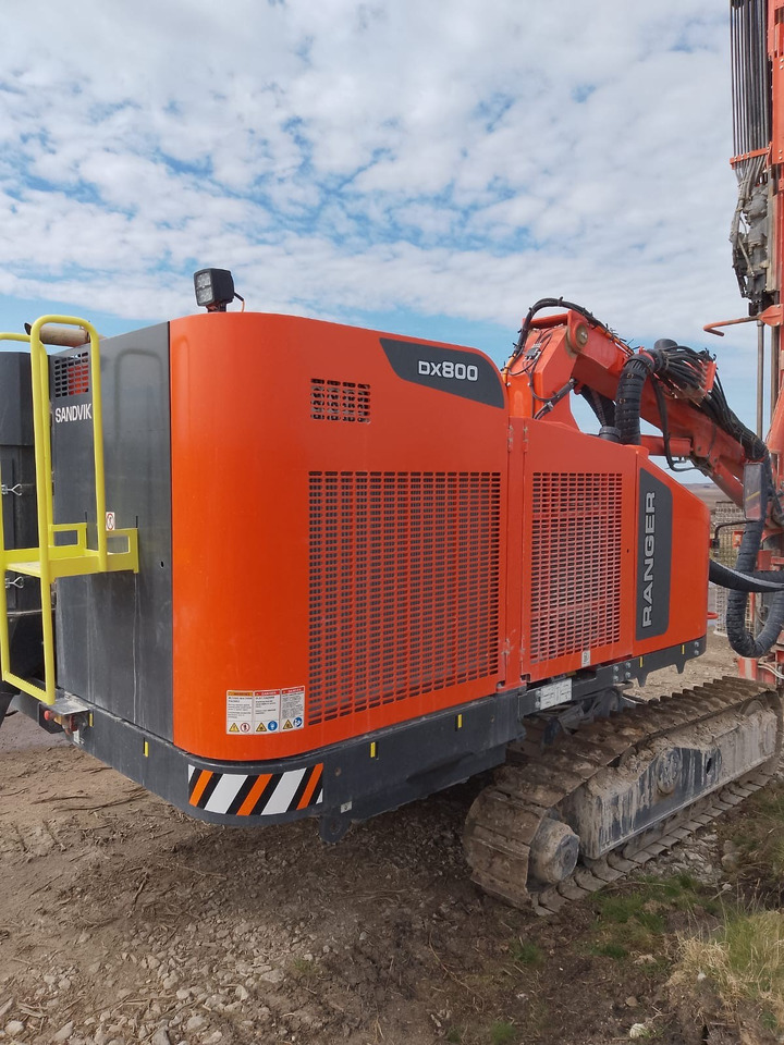 Sandvik DX800 - Urbšanas mašīna: foto 1 Sandvik DX800 - Urbšanas mašīna: foto 1