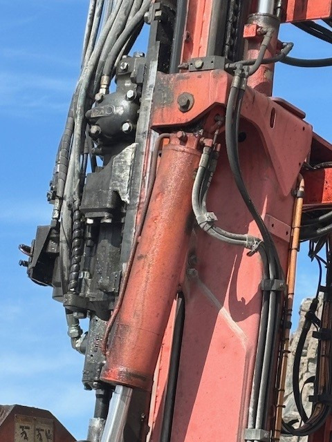Sandvik DX800 - Urbšanas mašīna: foto 5 Sandvik DX800 - Urbšanas mašīna: foto 5