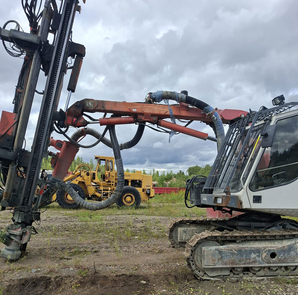Sandvik DX800 - Urbšanas mašīna: foto 3 Sandvik DX800 - Urbšanas mašīna: foto 3