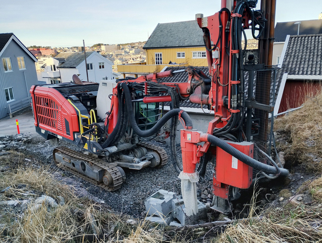 Sandvik DX800i - Urbšanas mašīna: foto 4 Sandvik DX800i - Urbšanas mašīna: foto 4