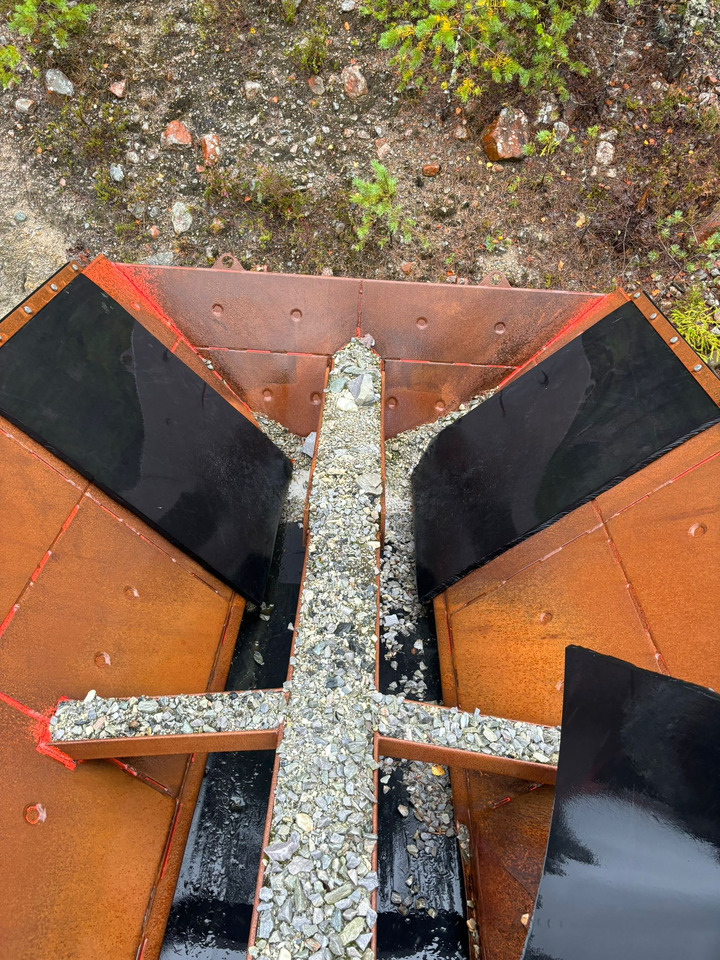 Konusveida drupinātājs Sandvik QH331 HSSD: foto 10 Konusveida drupinātājs Sandvik QH331 HSSD: foto 10