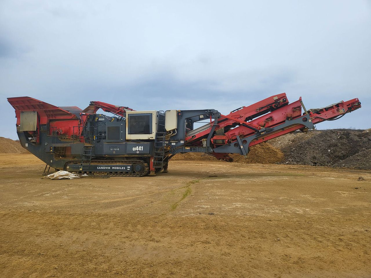 Sandvik QI441 HSSD - Trieciena drupinātājs: foto 4 Sandvik QI441 HSSD - Trieciena drupinātājs: foto 4