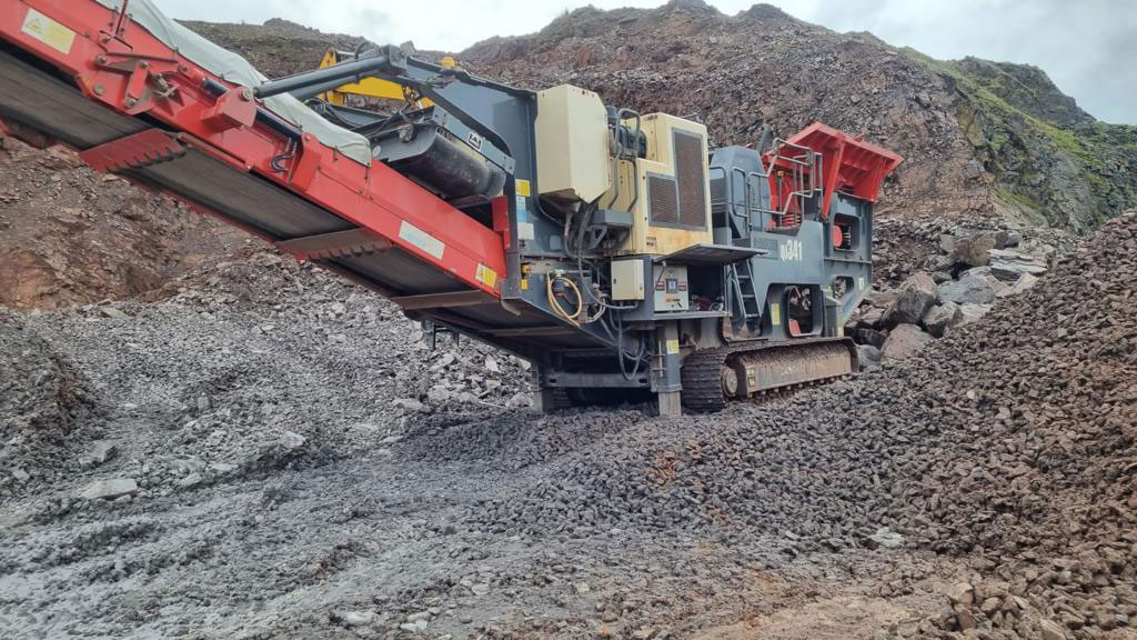 Sandvik QJ341 - Žokļu drupinātājs: foto 2 Sandvik QJ341 - Žokļu drupinātājs: foto 2