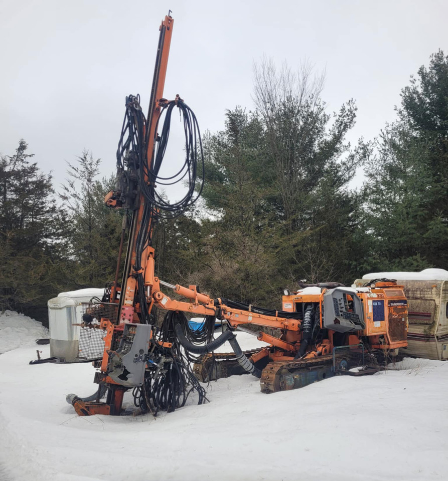 Tamrock Ranger 700 - Urbšanas mašīna: foto 2 Tamrock Ranger 700 - Urbšanas mašīna: foto 2
