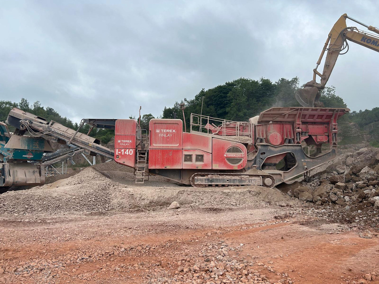 Terex Finlay I-140 - Trieciena drupinātājs: foto 2 Terex Finlay I-140 - Trieciena drupinātājs: foto 2