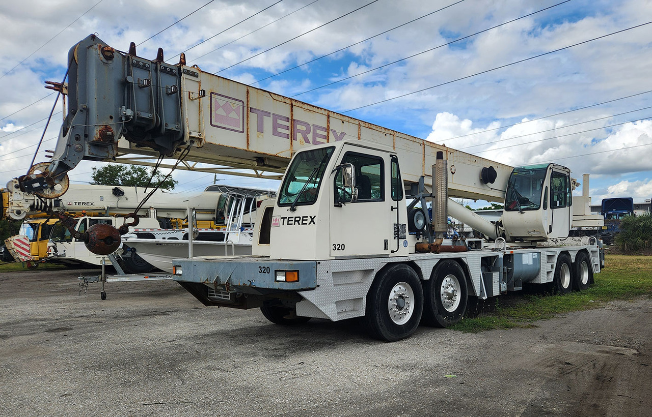 Terex T560 - Autoceltnis: foto 2 Terex T560 - Autoceltnis: foto 2