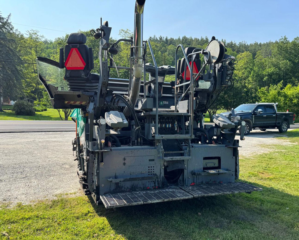 Vogele Super 1700-3i - Asfalta klājējs: foto 4 Vogele Super 1700-3i - Asfalta klājējs: foto 4