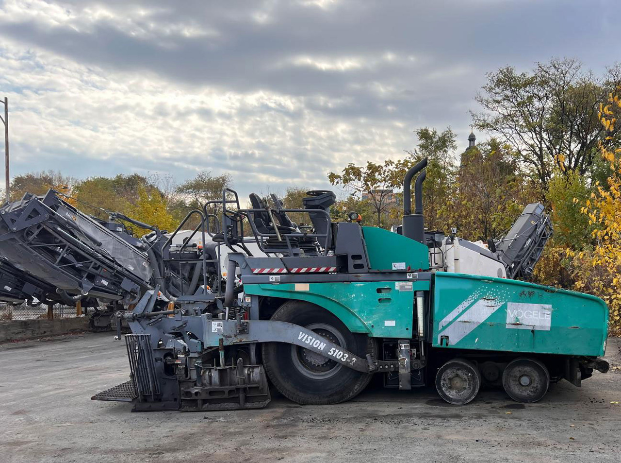 Vogele Vision 5103-3i - Asfalta klājējs: foto 2 Vogele Vision 5103-3i - Asfalta klājējs: foto 2