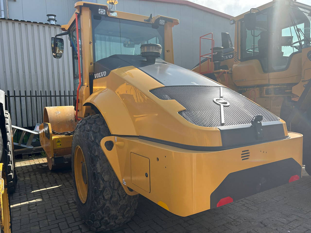 Volvo SD115B - Vibrorullis: foto 5 Volvo SD115B - Vibrorullis: foto 5