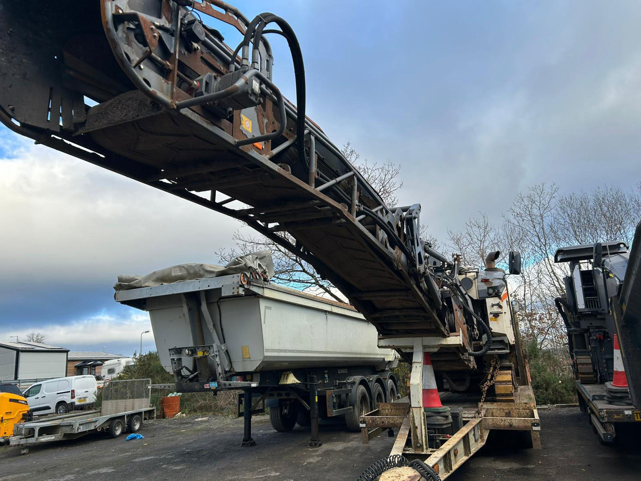 Wirtgen W 100 CFI - Asfalta frēze: foto 4 Wirtgen W 100 CFI - Asfalta frēze: foto 4